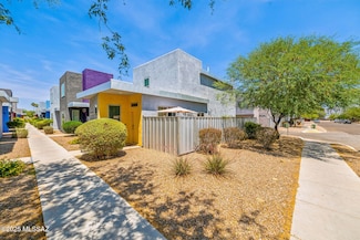 898 E Millenium Ct, Tucson, AZ 85719