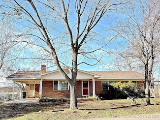 613 S Rodgers St, Vian, OK 74962