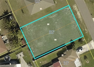 212 SW 10th Ave, Cape Coral, FL 33991