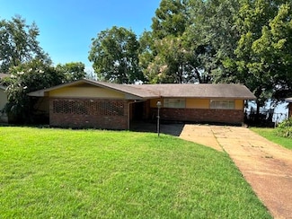 5183 Sea Shore Rd, Memphis, TN 38109