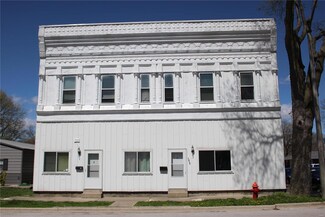 1223 9th St, Highland, IL 62249