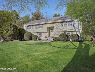48 Meyer Place, Riverside, CT 06878