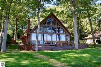 173 S Huron Rd, Au Gres, MI 48703