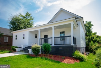30 Pinson St, Newnan, GA 30263