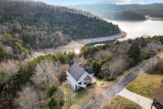 280 Sandgate Dr, Smithville, TN 37166