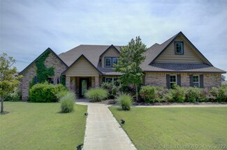 8023 Forrest Glenn Rd, Claremore, OK 74019