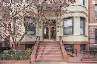 175 Amity St Unit C2, Brooklyn, NY 11201