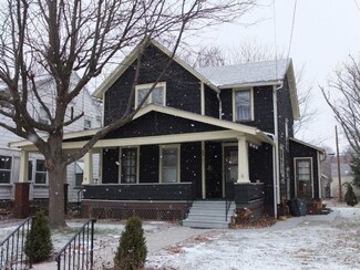 523 21st St NW, Canton, OH 44709