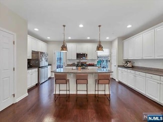 11 Truman Dr, Wood-Ridge, NJ 07075