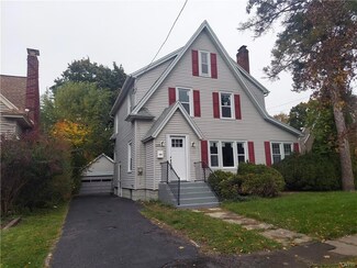 125 E Cheltenham Rd, Syracuse, NY 13205