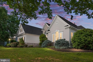 715 Constantine Ct, Warrenton, VA 20186