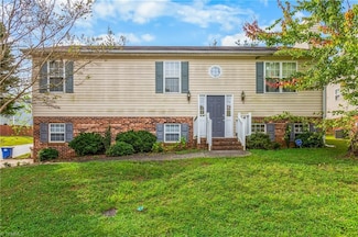 250 Braeburn Dr, Winston Salem, NC 27127