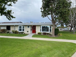 1590 Homewood Rd, Seal Beach, CA 90740