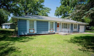 401 Nebraska Ave, Holton, KS 66436