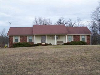 712 Darnell Rd, Farmington, KY 42040