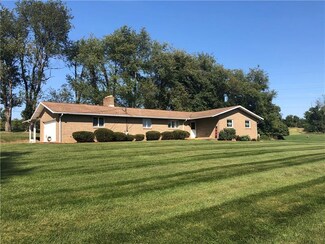 864 Iron City Hill Rd, Monessen, PA 15062