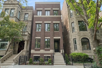 2118 N Sheffield Ave Unit 2, Chicago, IL 60614