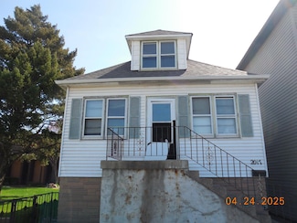 2017 Clark St, Whiting, IN 46394