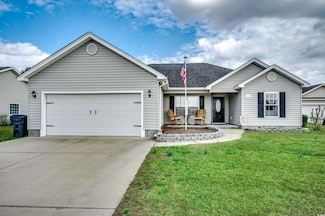124 Blue Jacket Dr, Galivants Ferry, SC 29544