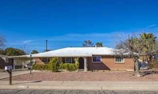 6325 E Calle Orion, Tucson, AZ 85710
