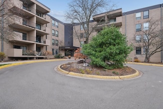 6730 Vernon Ave S Unit 201, Edina, MN 55436