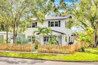 4954 2nd Ave N, Saint Petersburg, FL 33710