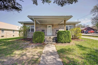 10625 Williams Rd, Williams, IN 47470