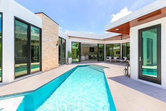 335 NE 6th St, Boca Raton, FL 33432