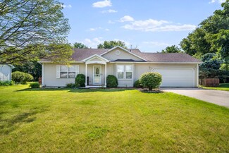 3778 E 2708th Rd, Sheridan, IL 60551