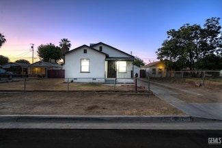 702 Wilson Ave, Bakersfield, CA 93308