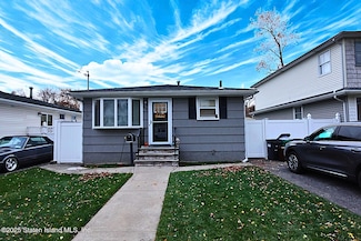 348 Armstrong Ave, Staten Island, NY 10308