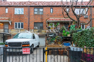3550 84th St, Jackson Heights, NY 11372