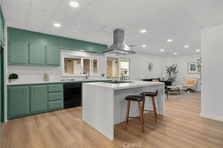 626 N Dearborn St Unit 136, Redlands, CA 92374