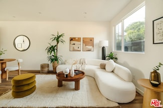 3843 N Riley Ln, Los Angeles, CA 90065