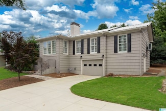524 Eastwood Place, Vestavia, AL 35216