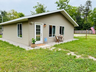 4223 S Harvard Ave, Baldwin, MI 49304