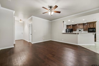 421 W Cumberland Rd, Tyler, TX 75703