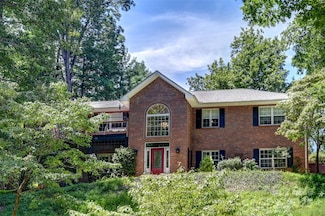 209 Camellia Way, Hendersonville, NC 28739
