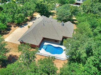 9160 River Birch Ct, Edmond, OK 73034