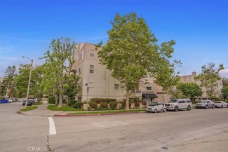 11230 Peach Grove St Unit 206, North Hollywood, CA 91601