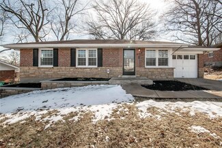 1278 Chambers Rd, Saint Louis, MO 63137