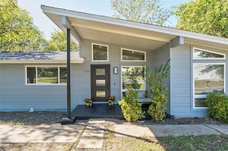 1204 Eleanor St, Austin, TX 78721