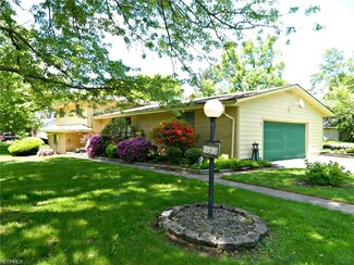 490 Arbor Cir, Youngstown, OH 44505