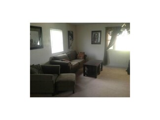 110 N Cedar St, Savannah, MO 64485