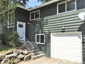 18318 Meridian Ave N, Shoreline, WA 98133