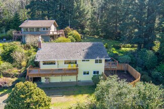3048 NE East Line Rd, Yachats, OR 97498