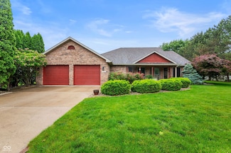 2027 Round Barn Ct, Anderson, IN 46017