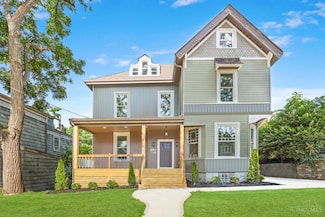 2241 Kemper Ln, Cincinnati, OH 45206
