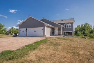 6880 560th St, Pine City, MN 55063