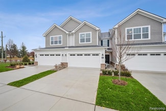 1702 Tillage St, Saline, MI 48176